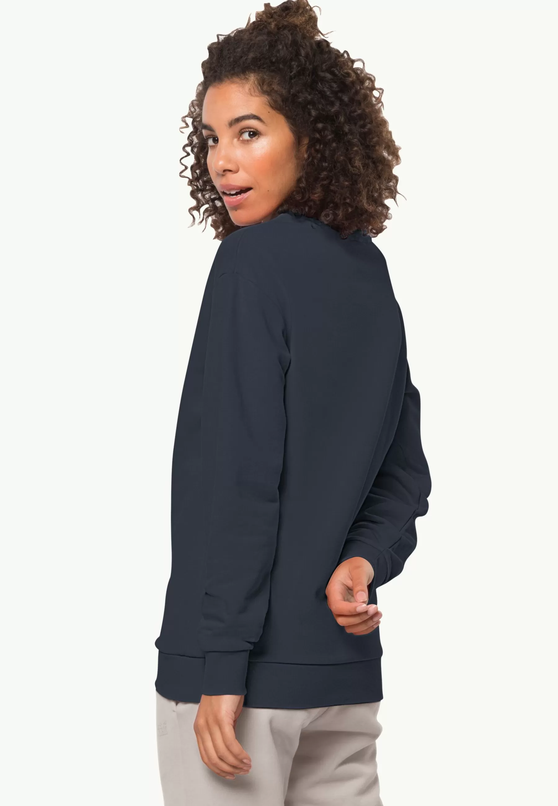 New Essential Crewneck W Bluzy Z Kapturem I Bez Kaptura